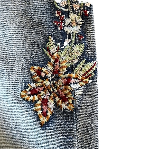 Indigo Rein White Washed Embroidered Jeans - Picture 3 of 6